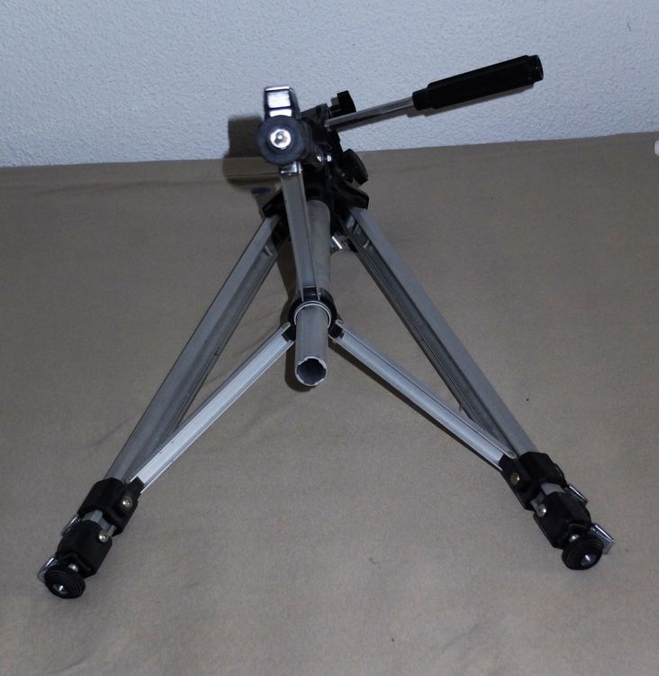 Treppiedi & Teste: Fotostativ – Usato da Wangs venduto da Rumauch 4