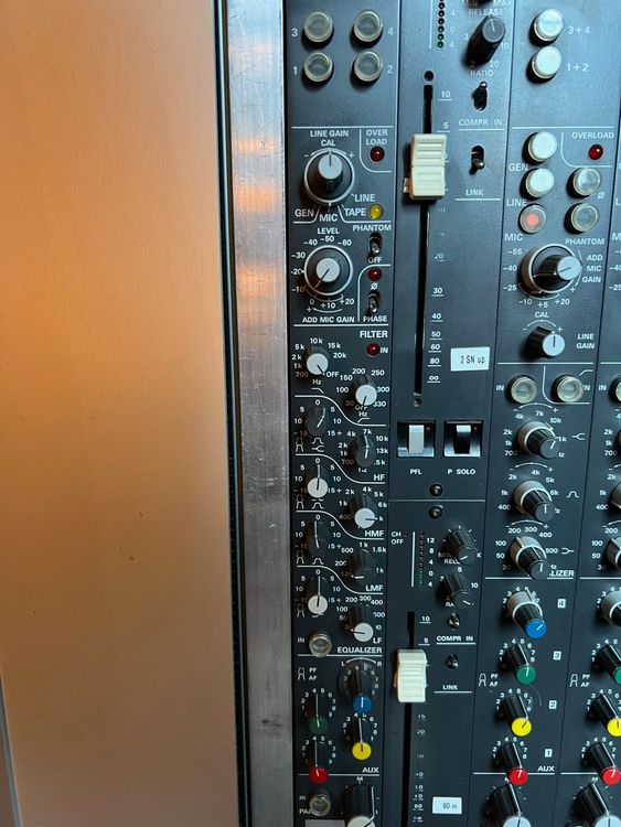 Studer 900 Series 8 Kanal Preamp/EQ/ Kompressor Rack Kaufen auf Ricardo