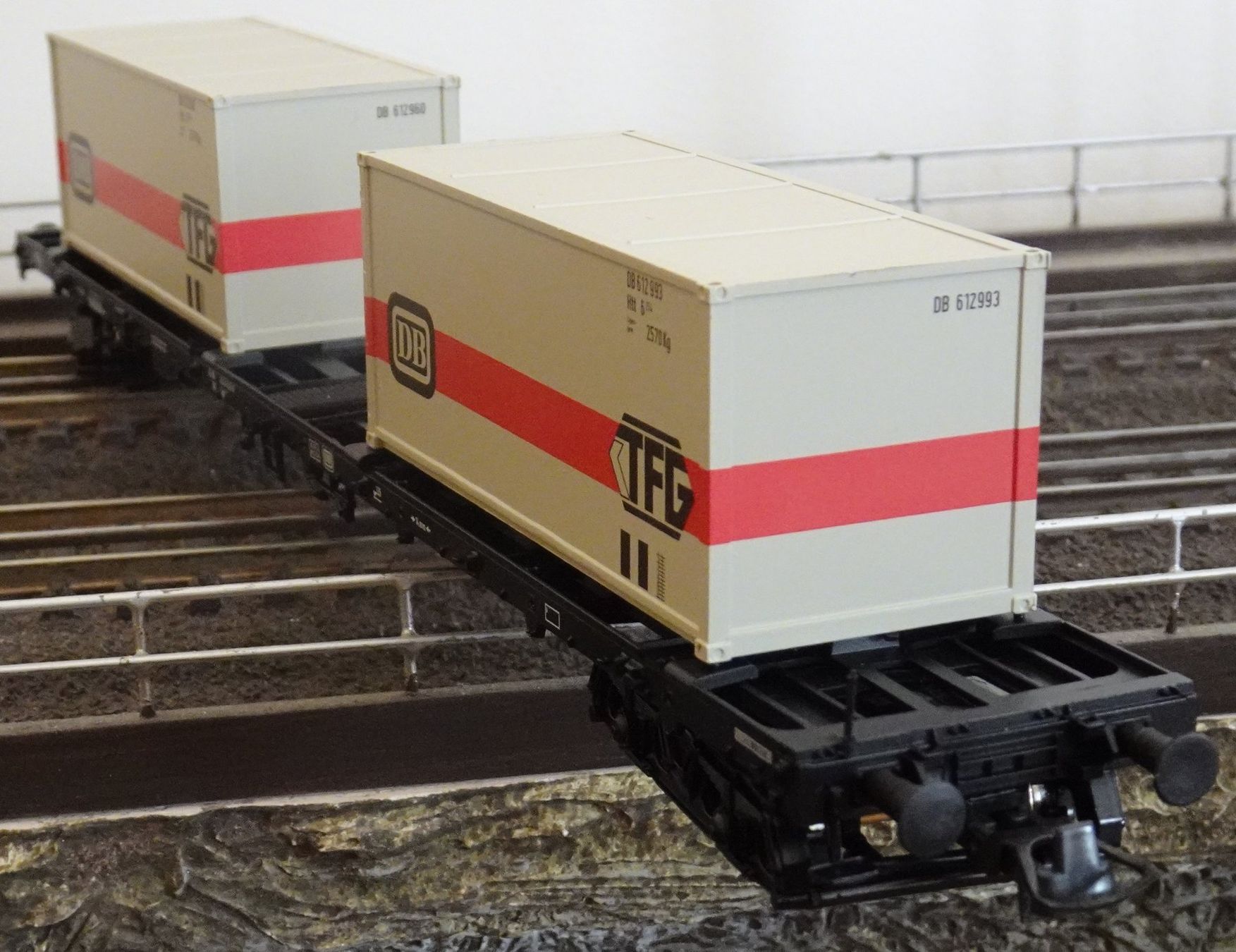 Roco Modellini di ferrovie: Roco 47689, Sgs Containerwagen der DB, neu – Nuovo (secondo la descrizione) da Grossaffoltern venduto da berner85 2