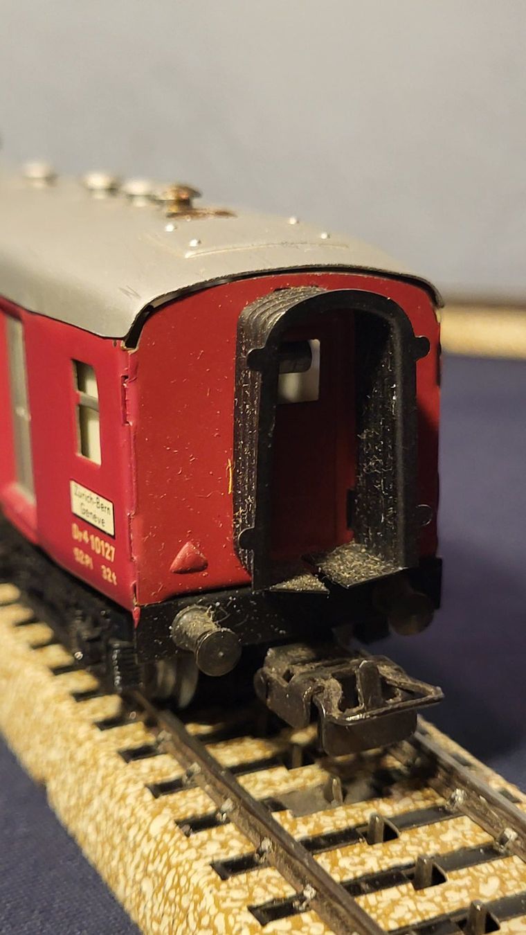 Märklin Modelleisenbahnen: Märklin Speisewagen der SBB, 4035 – Gebraucht aus Uster von gurust 3