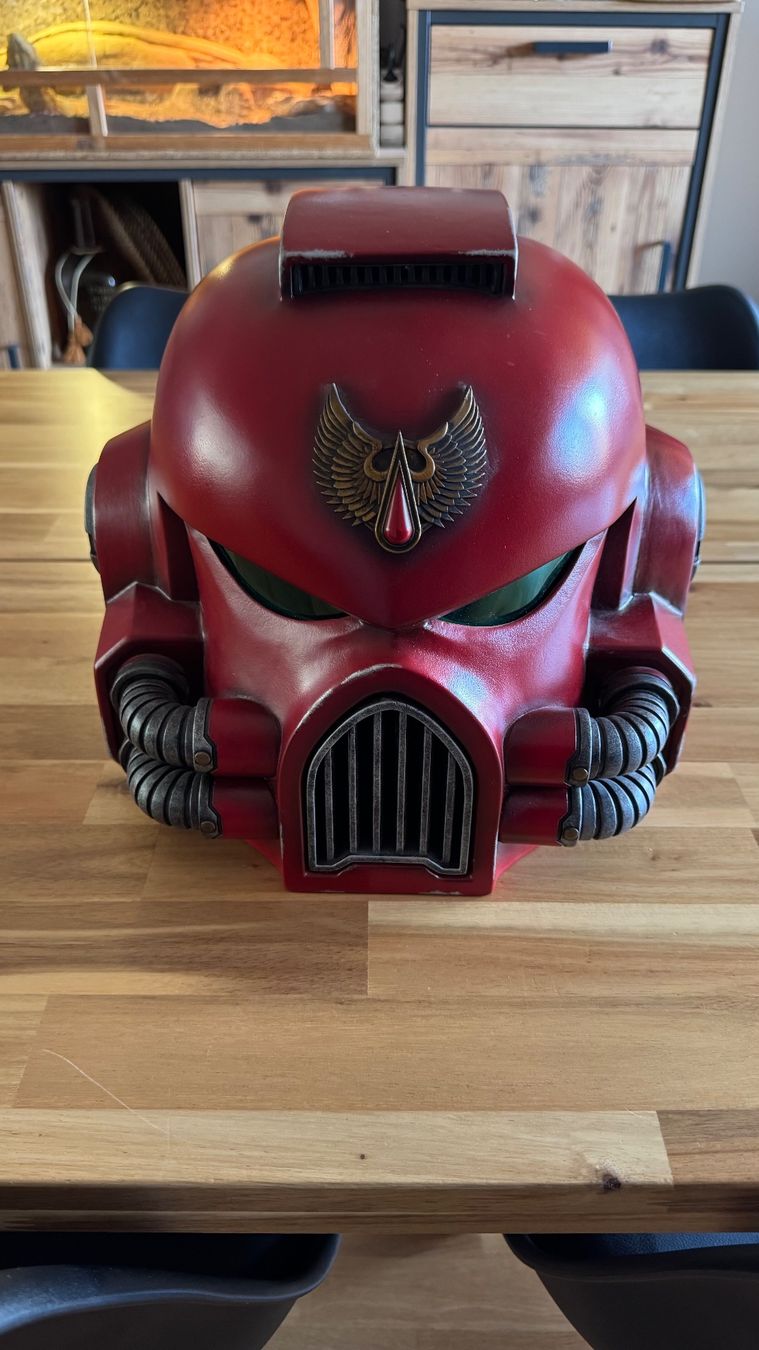 Kostüme: Warhammer 40K - Bloodangels Helm – Neu (gemäss Beschreibung) aus Niederbipp von Irusvirus