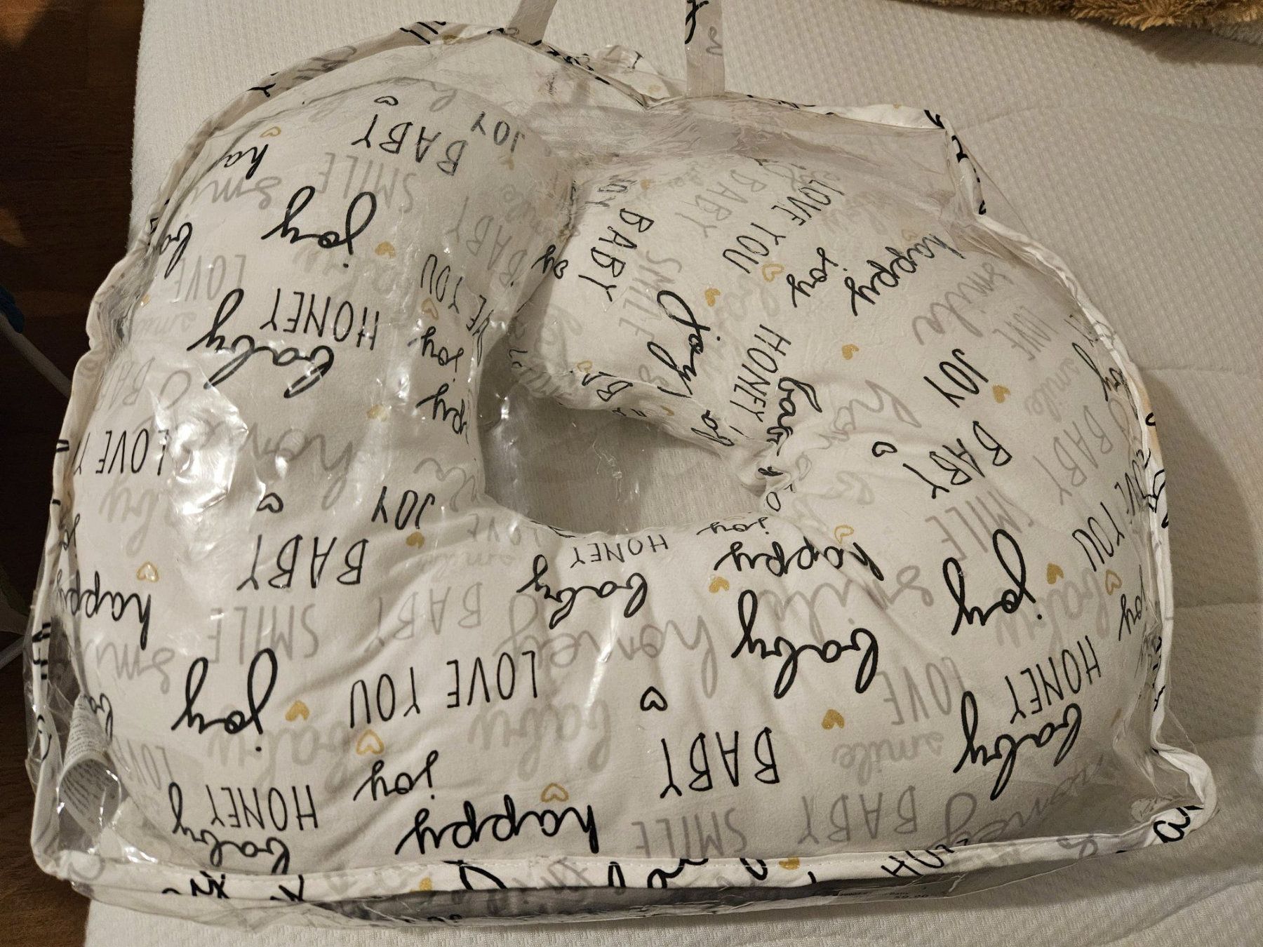 Boppy Cuscini: Stillkissen Boppy Hello Baby – Usato da Sargans venduto da Lars89 2