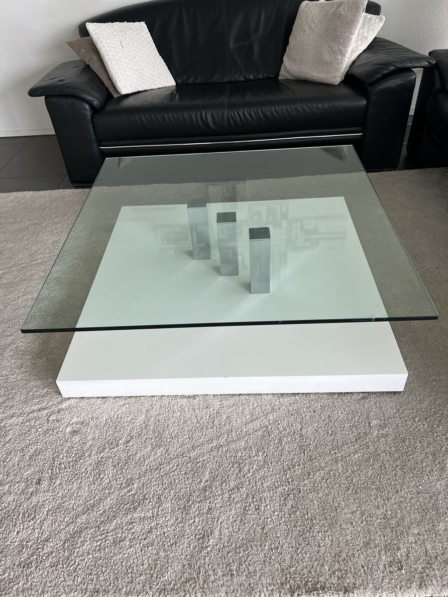 Divani: Leder Sofa, Designer Tisch, Teppich und Wandbild – Usato da Niederuzwil venduto da thumahabip 1