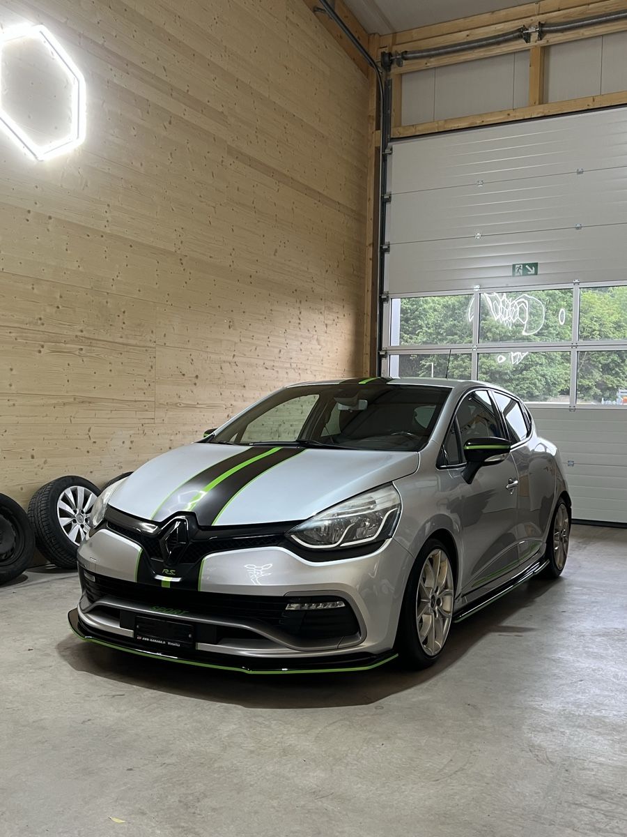 Renault Automobili: Renault Clio RS Automat 2016 – Usato da Thayngen venduto da Kevin1505