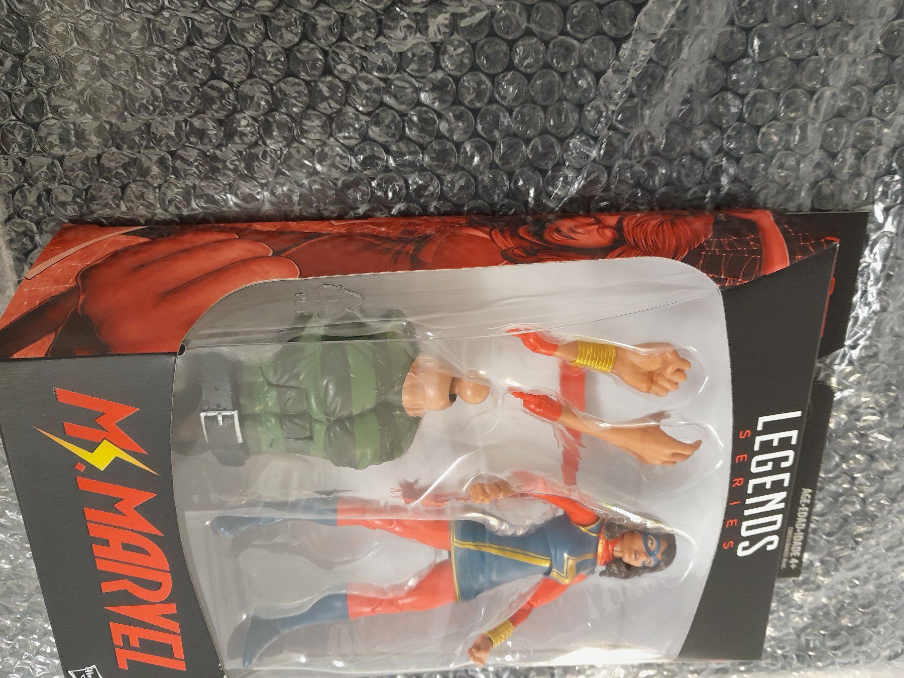 Marvel Statuette: Marvel Legends Series Ms.Marvel – Usato da Rüti ZH venduto da Alemanni 1