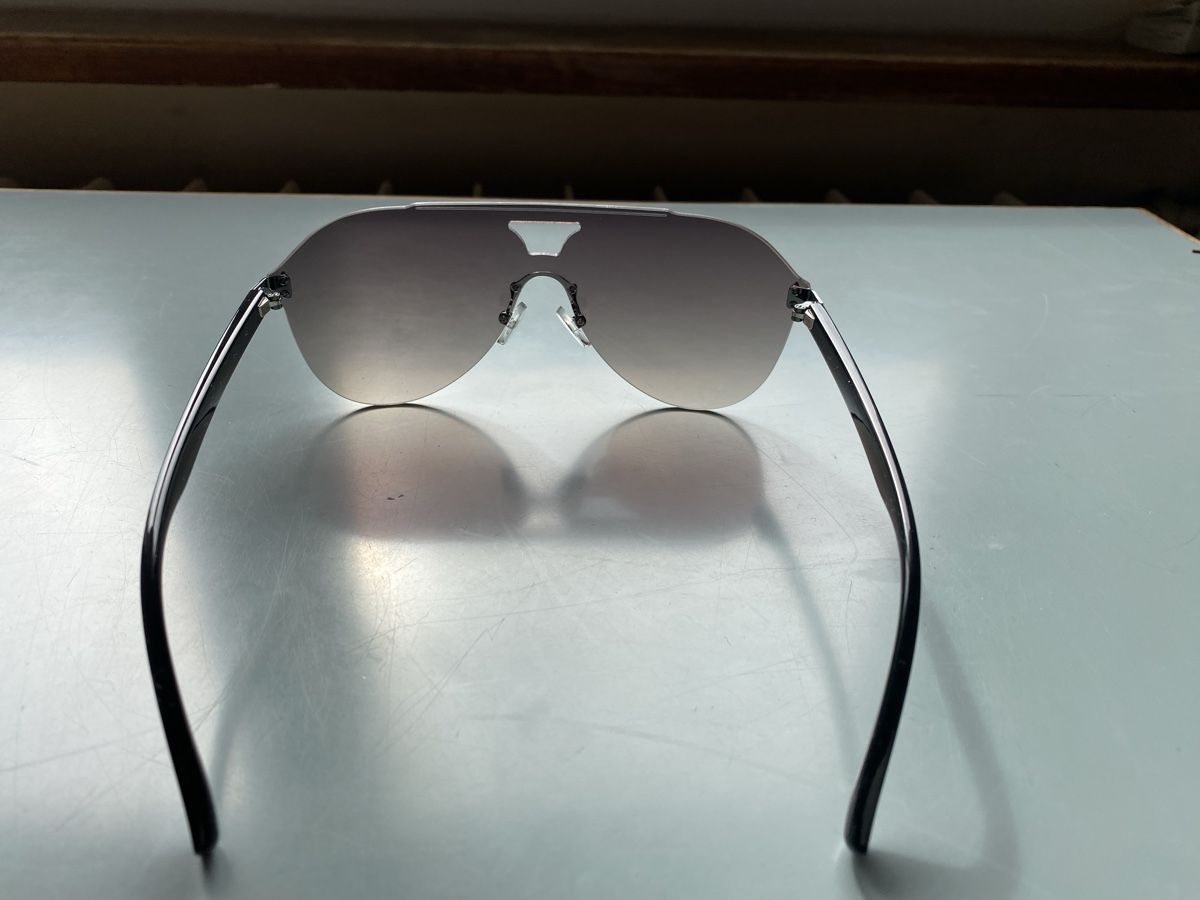 Occhiali & Lenti: Sonnenbrille mit grauen Gläsern – Usato da Zürich venduto da ann_9fv5 3