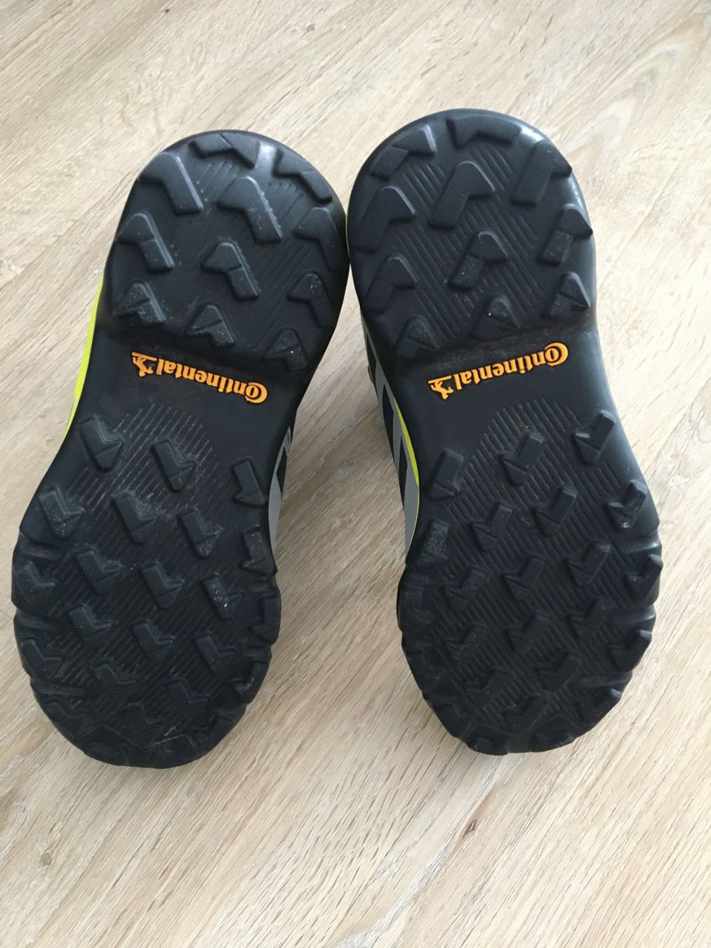 Adidas Chaussures garçon: Adidas Terrex, Grösse 32 – D'occasion à Zumikon par meter03 4