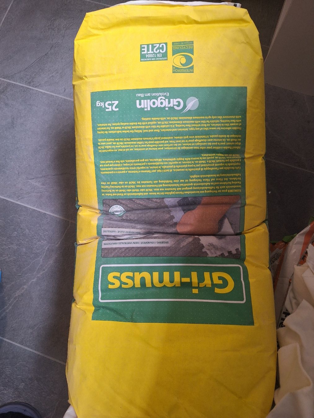 Materiale di riempimento: Fliesenkleber +Fuge grau – Nuovo e nell'imballaggio originale da Hunzenschwil venduto da ant_z2nw 6