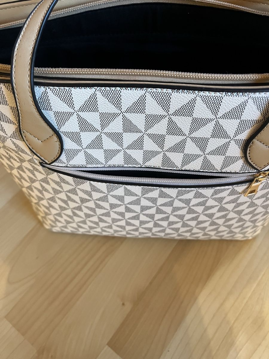 Borse da donna: Damen Handtasche  – Nuovo (secondo la descrizione) da Grellingen venduto da NaMar25 2