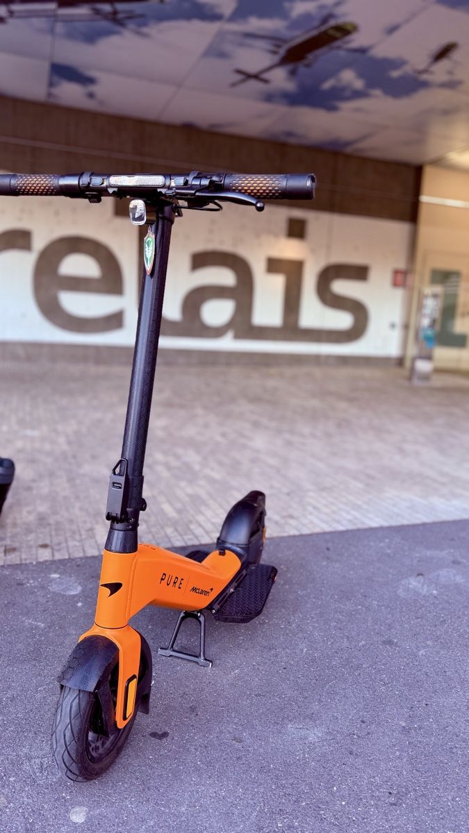 Scooters: Pure McLaren E-Scooter  – Neu (gemäss Beschreibung) aus Gränichen von fou_t65v