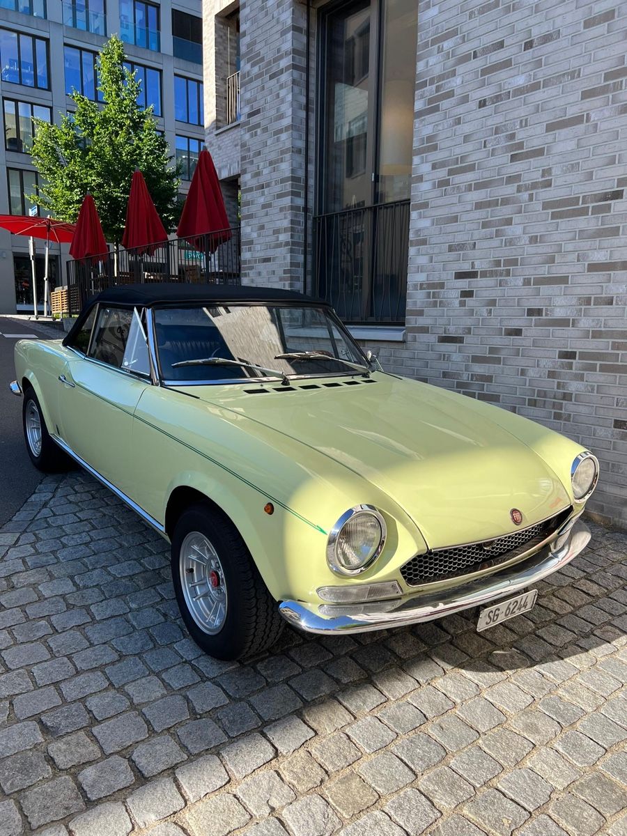 Fiat Automobili: Fiat 124 Spider BS1 1972 – Usato da Gossau/SG venduto da jehlepantera