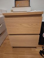 Kleine Holzkommode, 2 Schubladen
