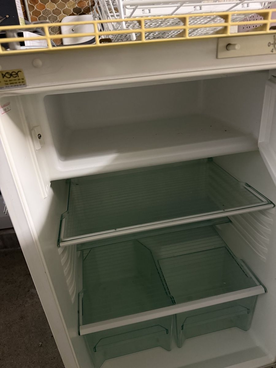 Kühlschrank: Einbaukühlschrank mit Gefrierfach – Gebraucht aus Menziken von rosee_ 2