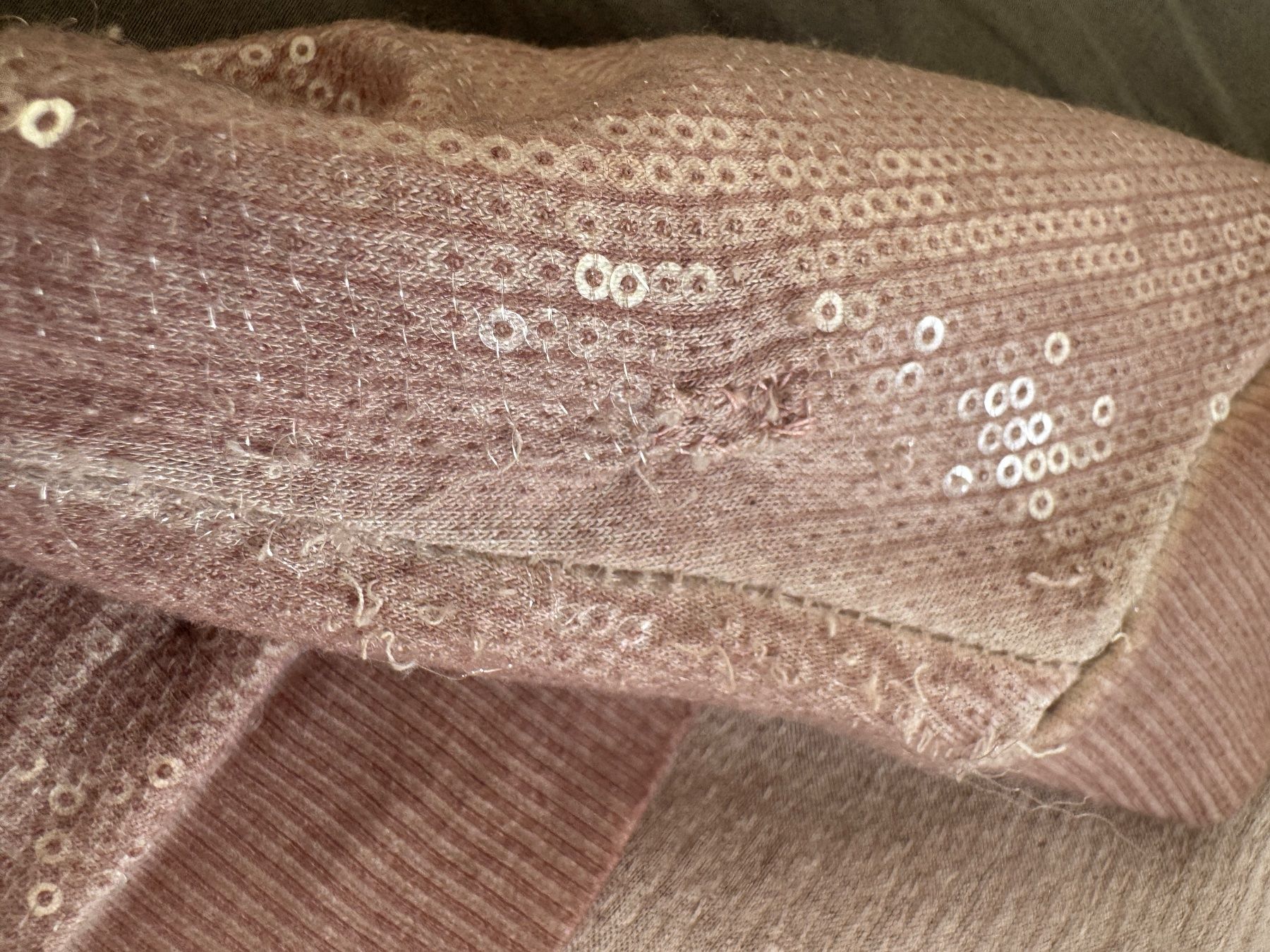 Maglioni & Felpe: Pullover Rosa mit Pailletten – Usato da Zürich venduto da Lionsands 8