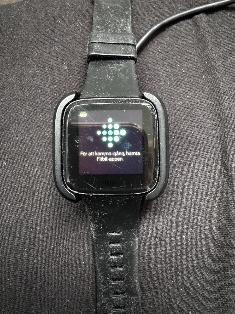 Fitbit Smartwatch: Montre Connectée FitBit – D'occasion à Avully par NDP1237