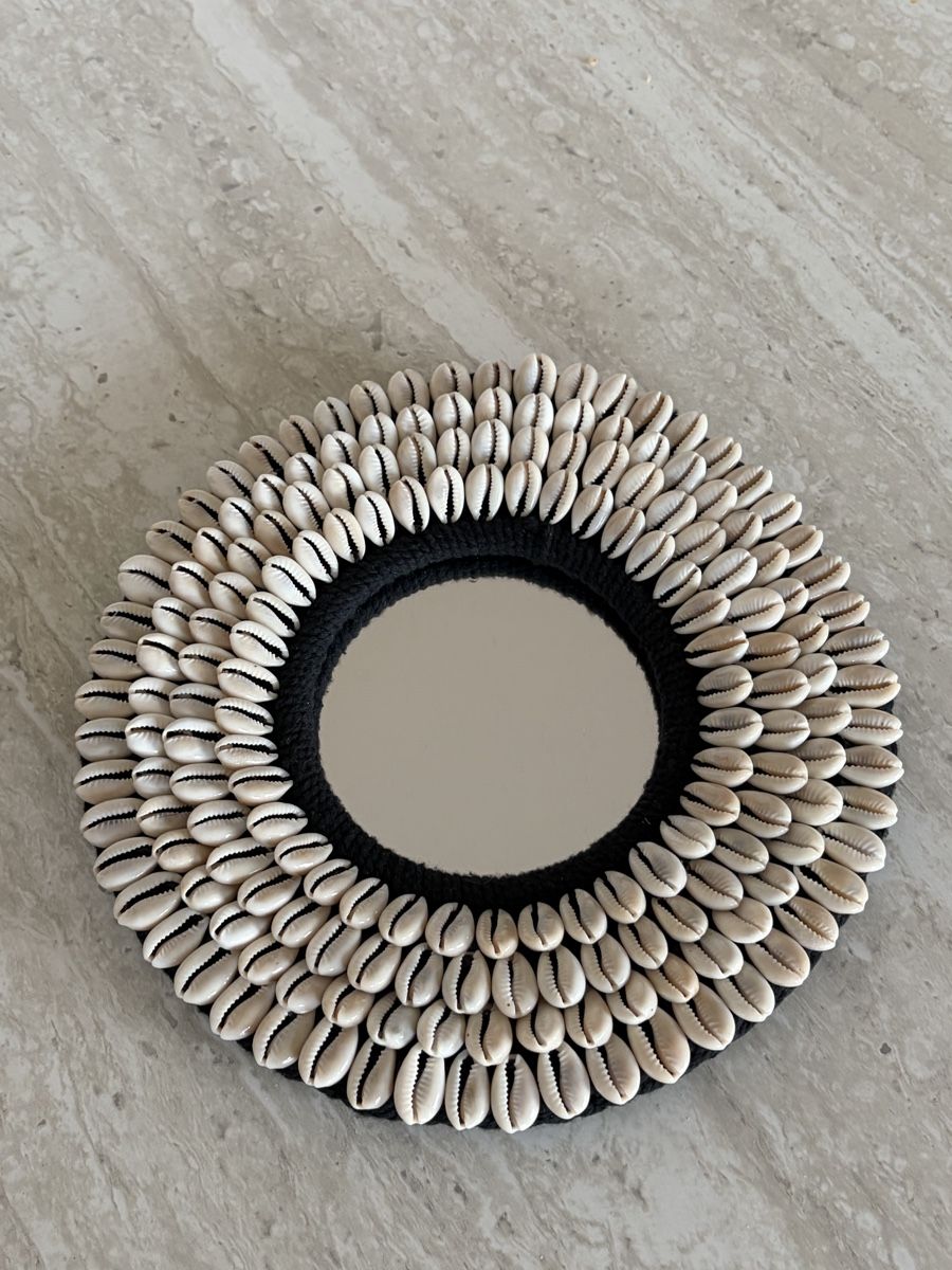 Specchi: Kleine Spiegel mit Muscheldetail – Nuovo e nell'imballaggio originale da Romanshorn venduto da pea_77kf 2