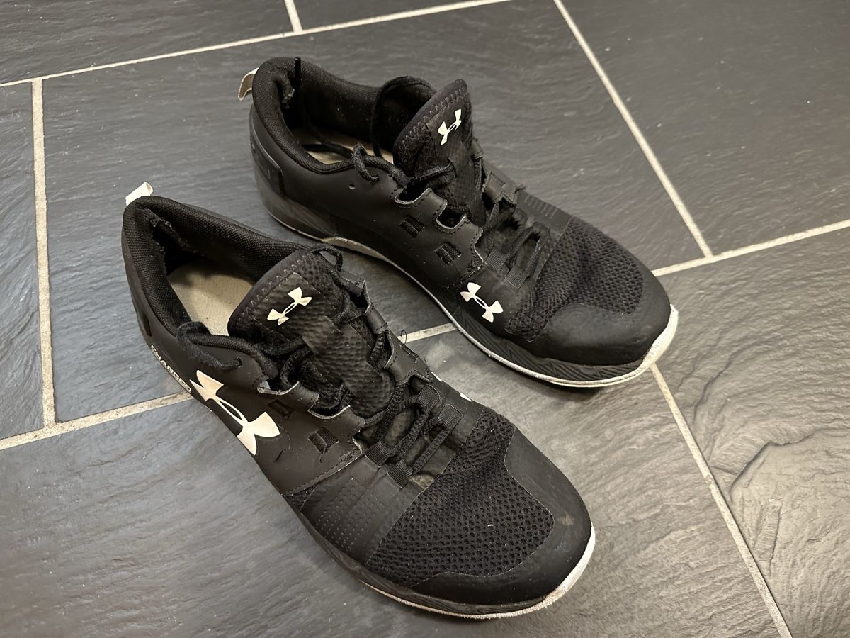 Under Armour Herrenschuhe: Under Armour Trainingsschuhe – Gebraucht aus Chur von Sim7000 1