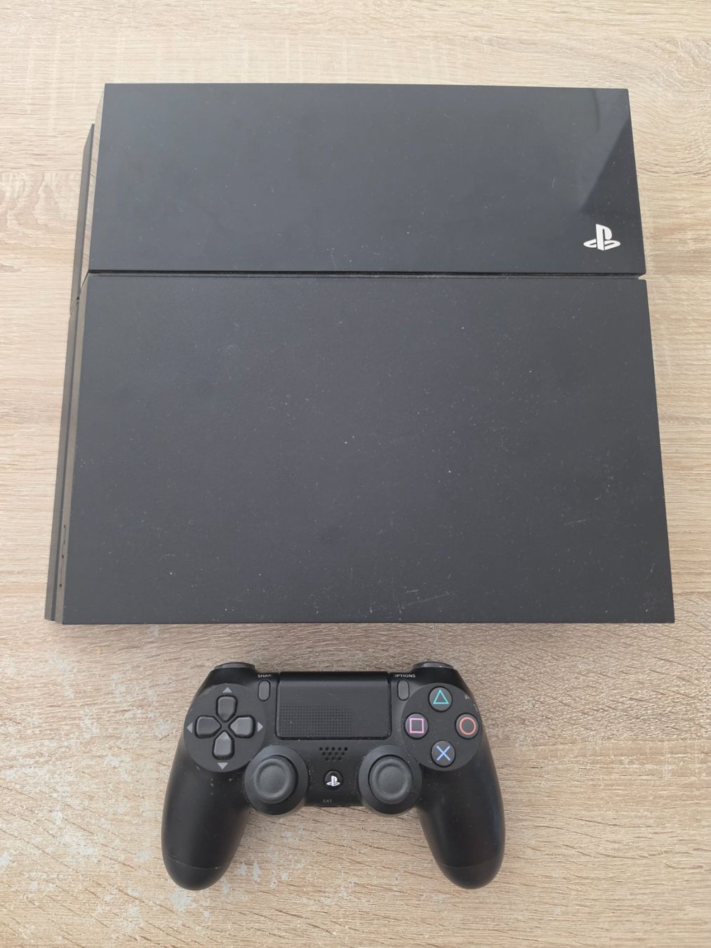 Sony Consoles: Sony Playstation 4 - PS4 mit Controller – Défectueux à Sempach par Knuckles17 1