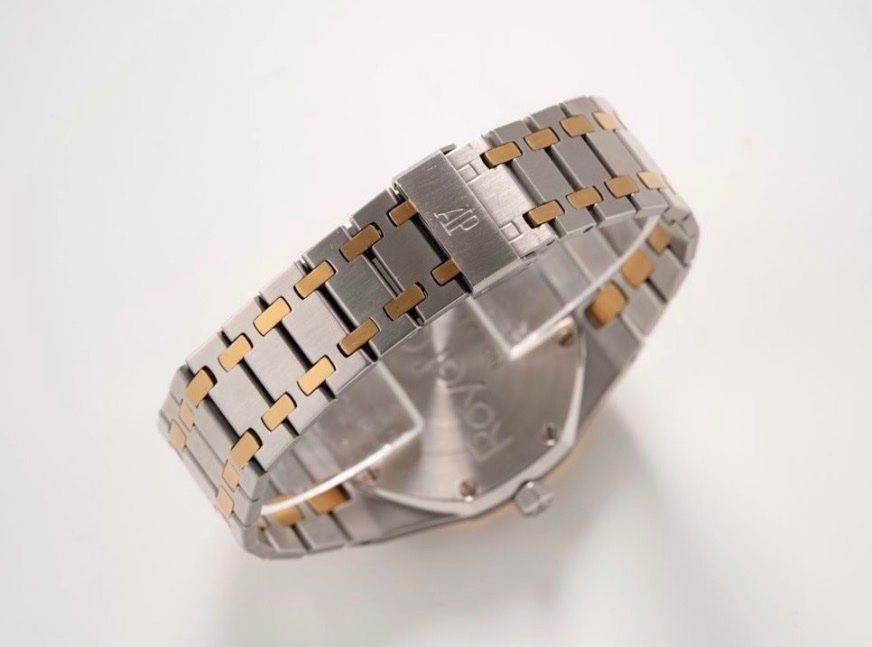 Audemars Piguet Orologi: Royal Oak Jumbo, Two-Tone, Ref.: 5402SA – Usato da Pfäffikon ZH venduto da inf_nx9h 3