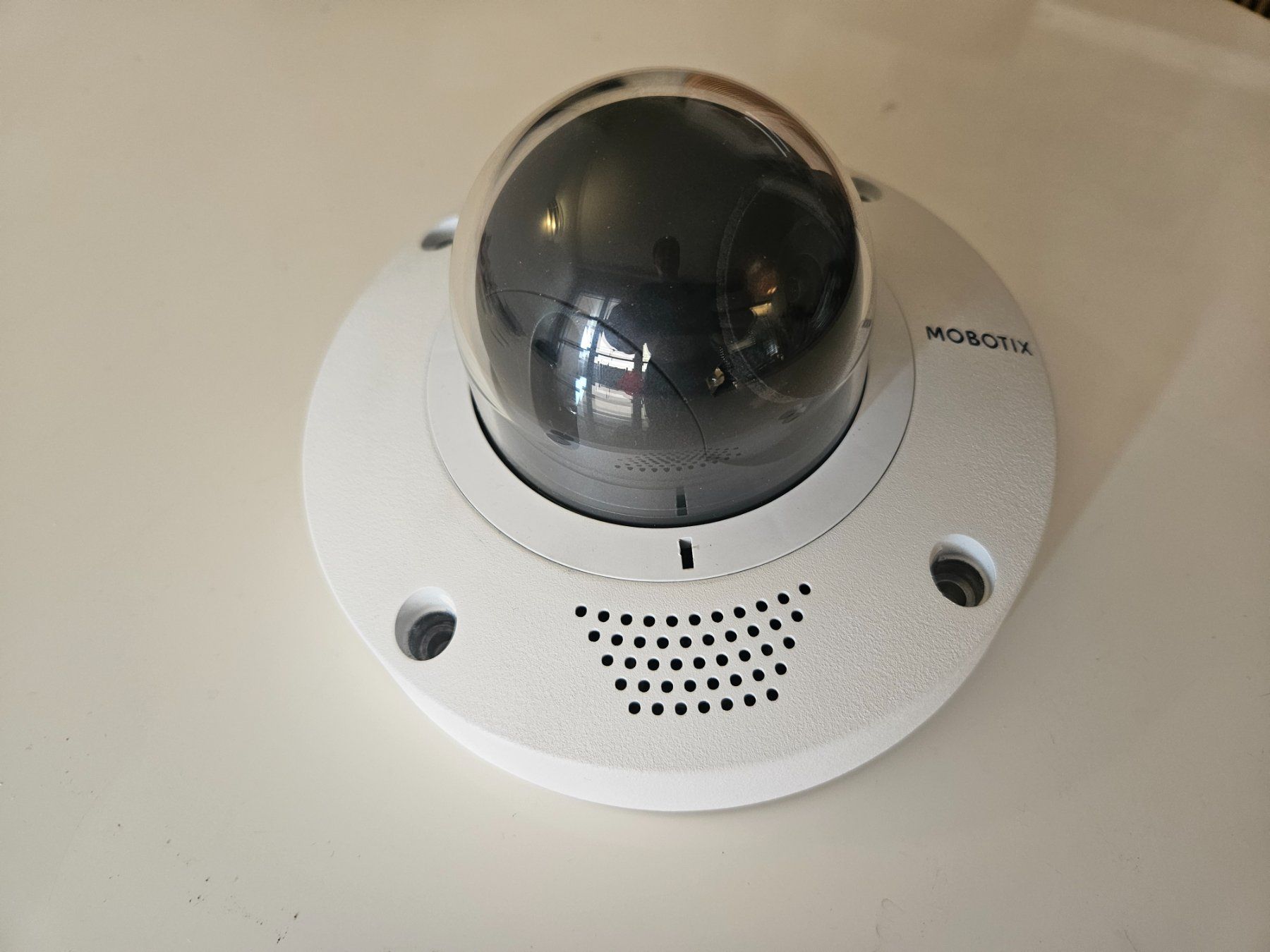 Mobotix Webcam: Mobotix D71A Webcam 3840 x 2160 Pixels – Usato da Lausanne venduto da FamilleCool 2