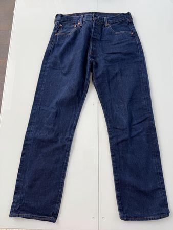 Levi's 501 Jeans W34 L32 dunkler Denim guter Zustand