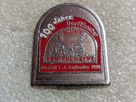Ansteckpin 108: Dorftheater