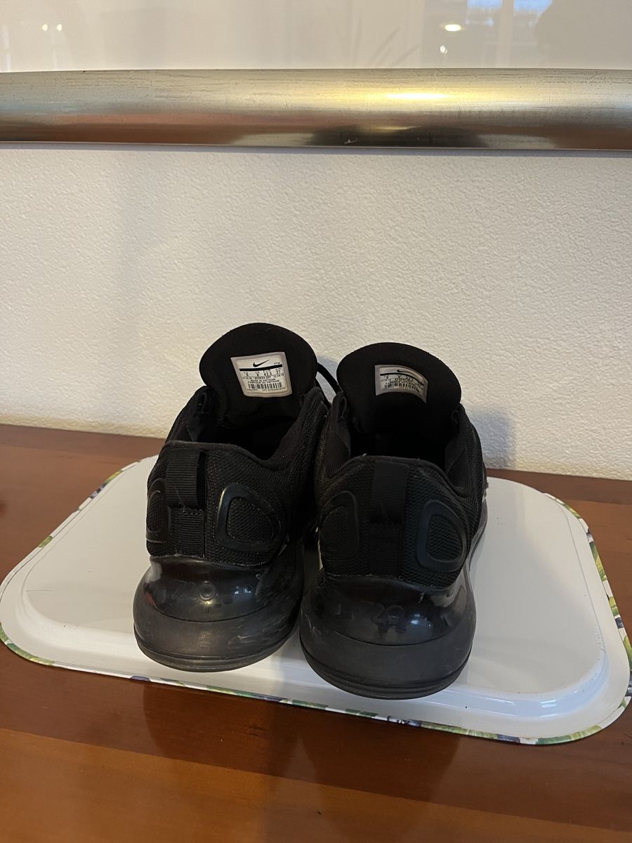 Nike Scarpe da uomo: Nike Air Max 720 Taille 42.5 – Usato da etagnières venduto da isoz01 2