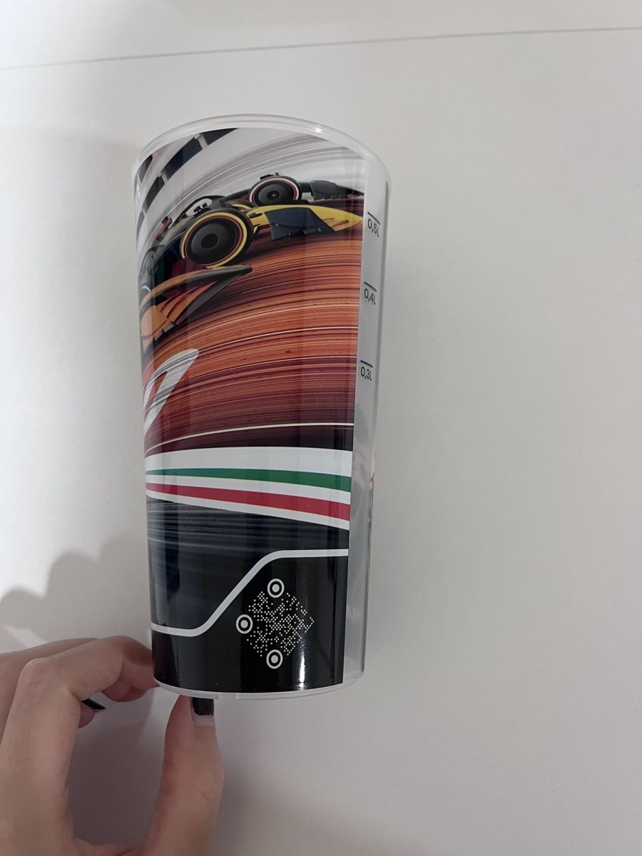Behälter & Ähnliches: Becher Formel 1 Original – Neu und originalverpackt aus Nussbaumen AG von c.4 2
