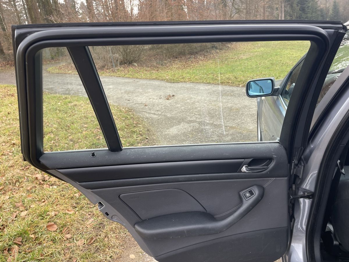 BMW Automobili: BMW 325i E46 Touring, Automat – Usato da Nennigkofen venduto da LinsAi 7