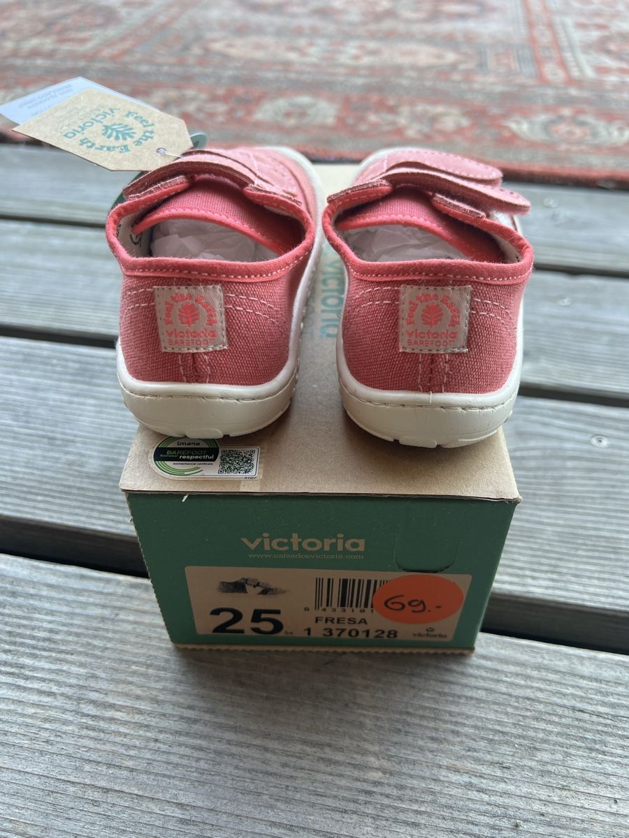 Victoria Scarpe per ragazze: Baskets barefoot Victoria - Taille 25 - Neuves! – Nuovo e nell'imballaggio originale da Moiry VD venduto da sahaaya 3
