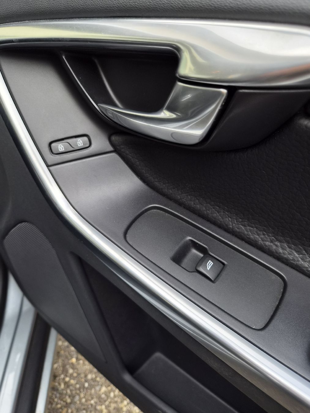 Carrozzine: Volvo XC60 T5 – Usato da Seewen SO venduto da supersnuper 6