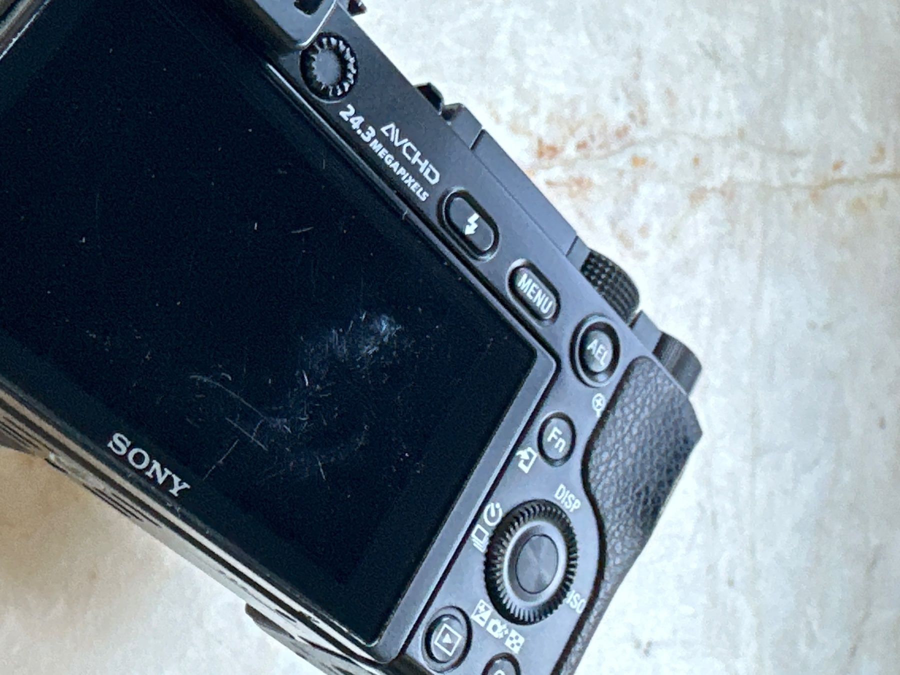 Sony Kamera: Sony a6000 mit Objektiv – Gebraucht aus Winterthur von Torso034 3