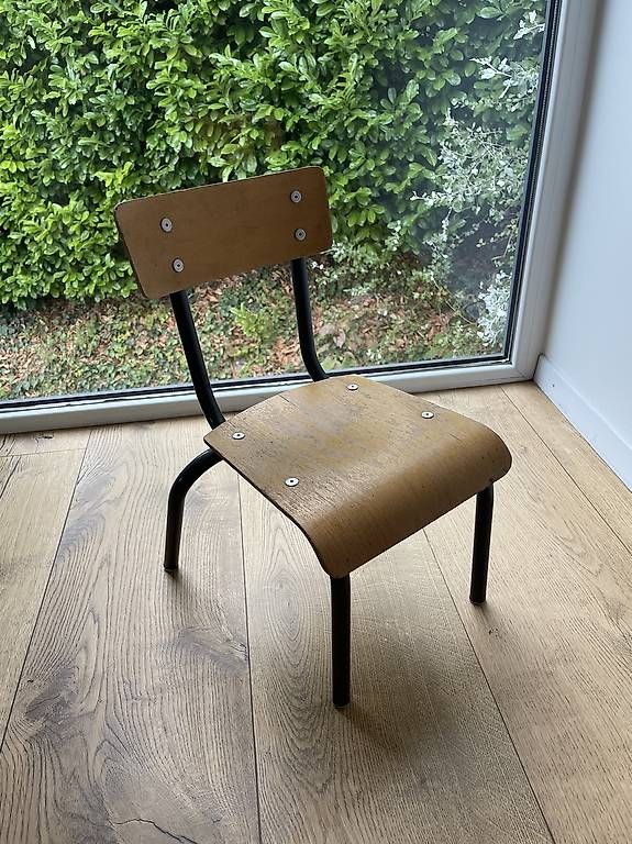 Stühle: Chaise d'ecolier vintage – Gebraucht aus Cressier NE von grco79