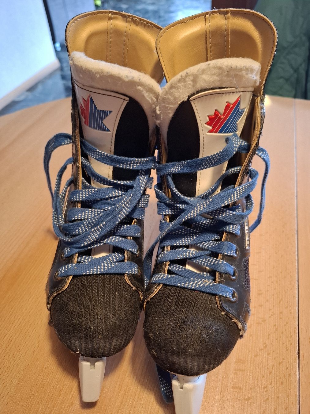 Bauer Pattini da ghiaccio: Patins Bauer – Usato da Boveresse venduto da Marie-22