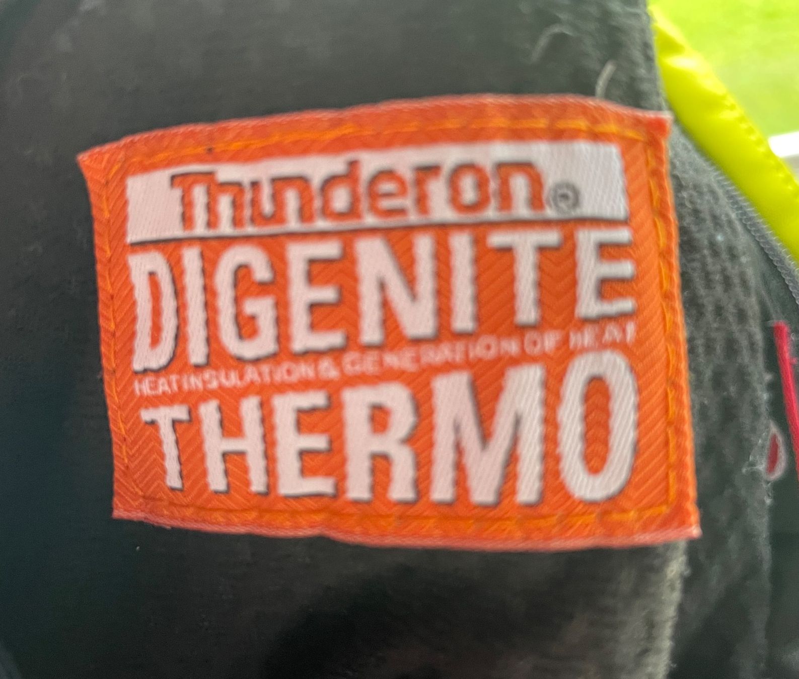 Phenix Giacche: PHENIX damen-ski-jacke schwarz grösse 40 – Usato da Sutz venduto da occho 5
