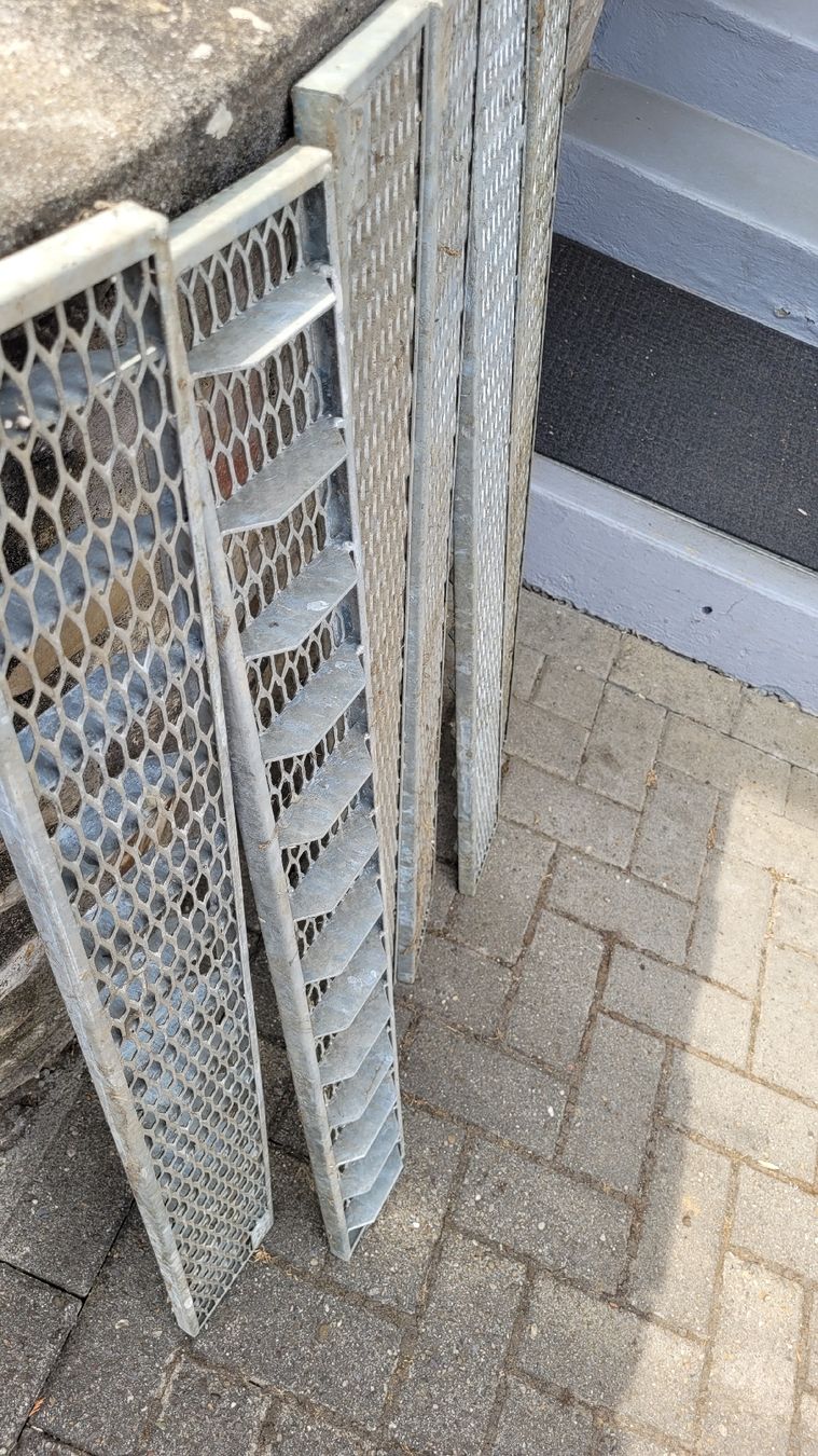 ACO Grilles & Grillages: Gitterabdeck Roste von ACO – D'occasion à Hindelbank par Stephu1 1