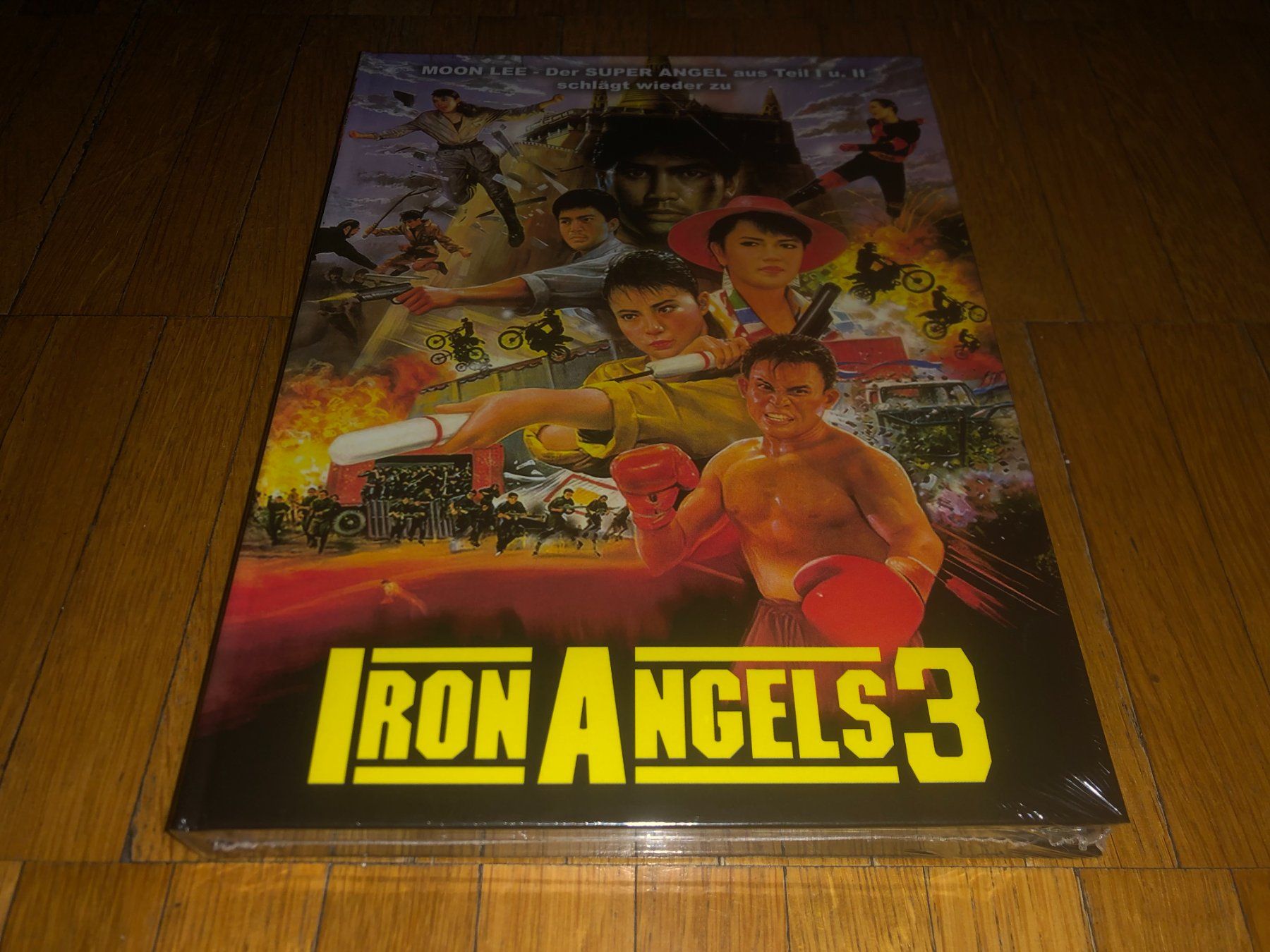 Tutti i DVDs: Iron Angels 3 - MEDIABOOK - A - UNCUT – Nuovo e nell'imballaggio originale da Basel venduto da havsok