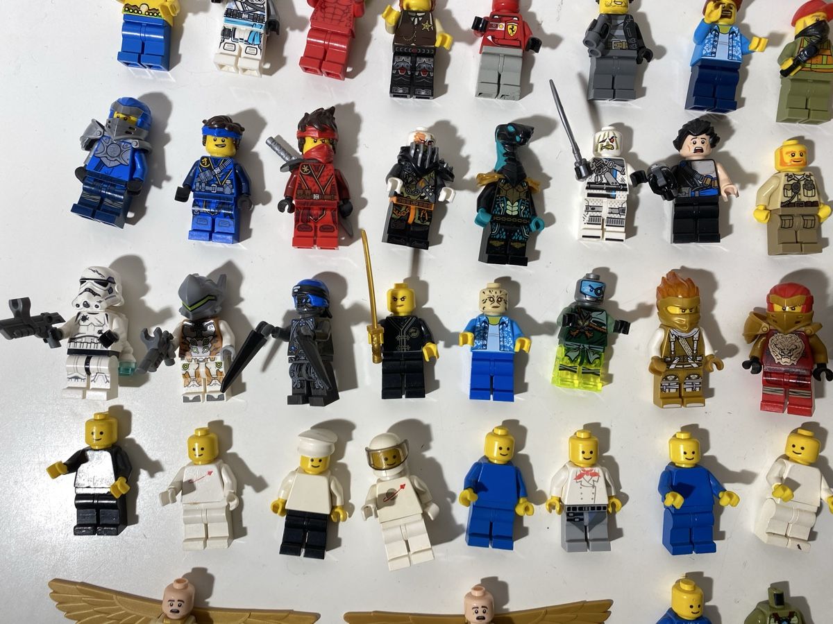 Lego Jouets: Lego Minifiguren ca. 100 Stk. – D'occasion à Winterthur par ben_9vxx 4