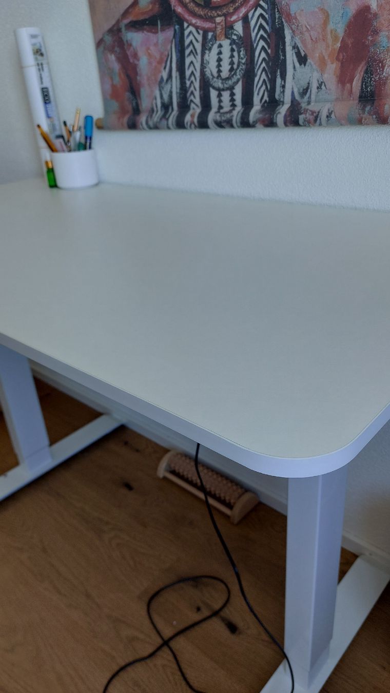 Scrivanie: Height Adjustable Standing Desk - Perfect for WFH Setup – Usato da Siebnen venduto da sta_x7zz 1