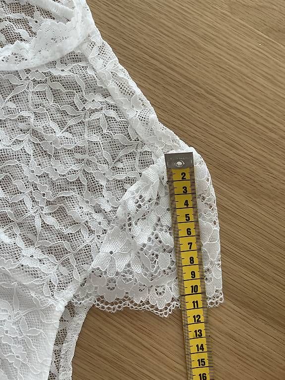 Blusen: Oktoberfest Dirndlbluse weiss ca. Gr. L – Neu (gemäss Beschreibung) aus Reinach BL von present4you 1