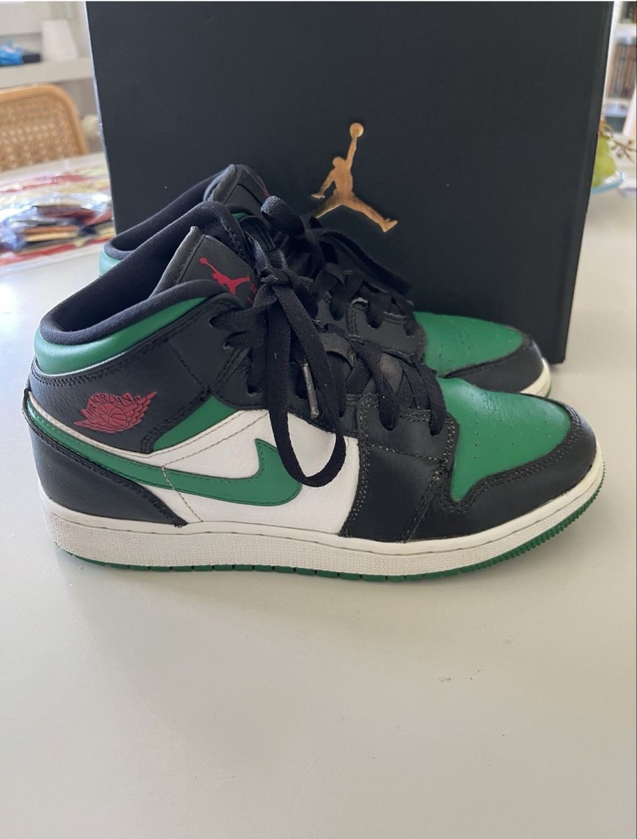 Jordan Herrenschuhe: Air Jordan 1 mid pine green – Gebraucht aus Trogen von sof_y67n