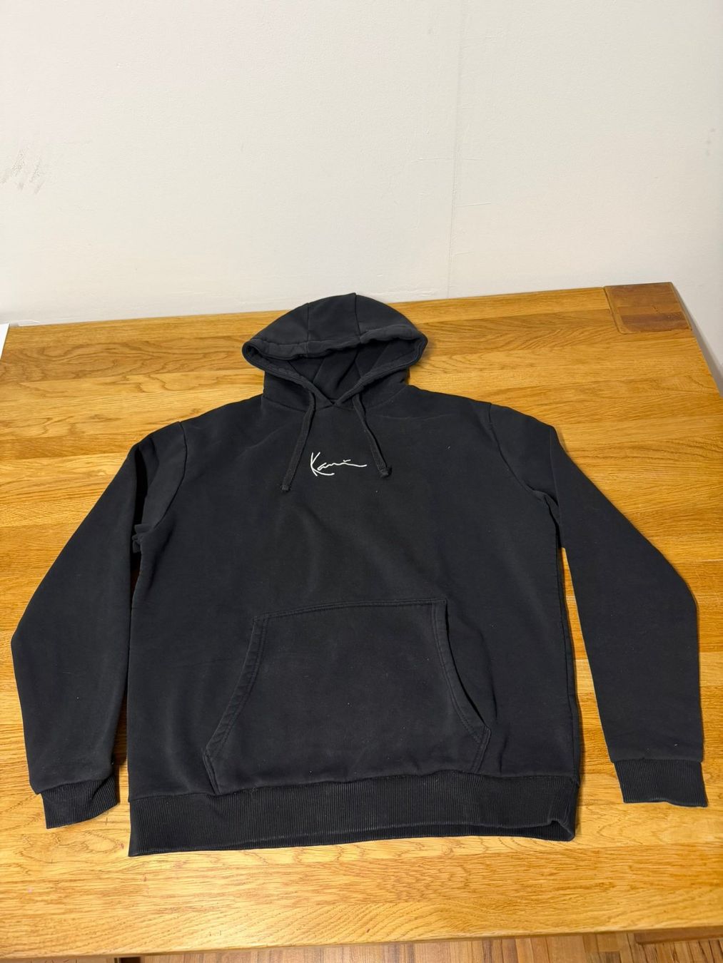Maglioni & Felpe: Kani Hoodie – Usato da Churwalden venduto da vin_mc2c