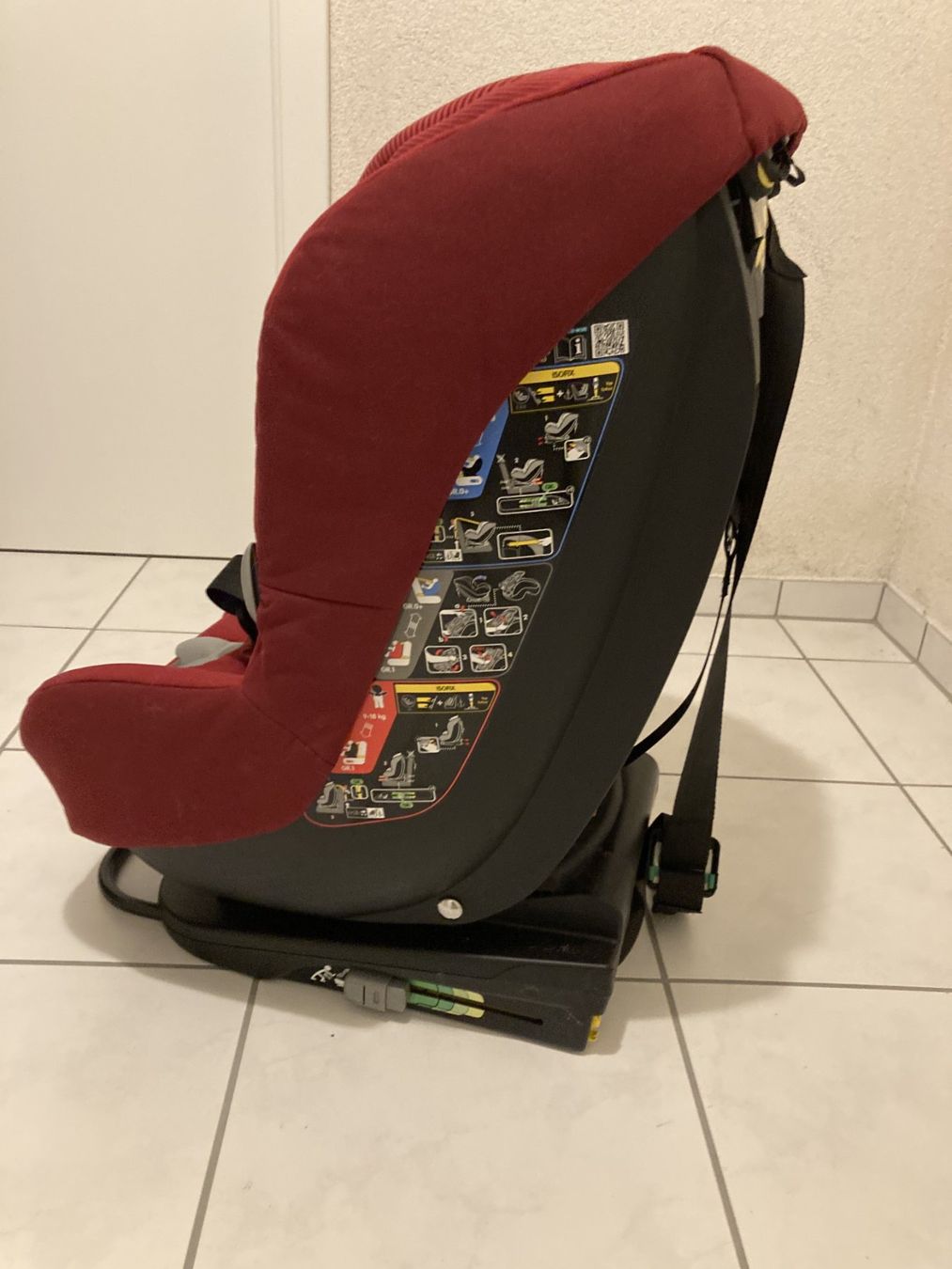 Maxi-Cosi Seggiolini per auto: Maxi Cosi MiloFix, Robin Red – Usato da Freienbach venduto da pluto_1 2