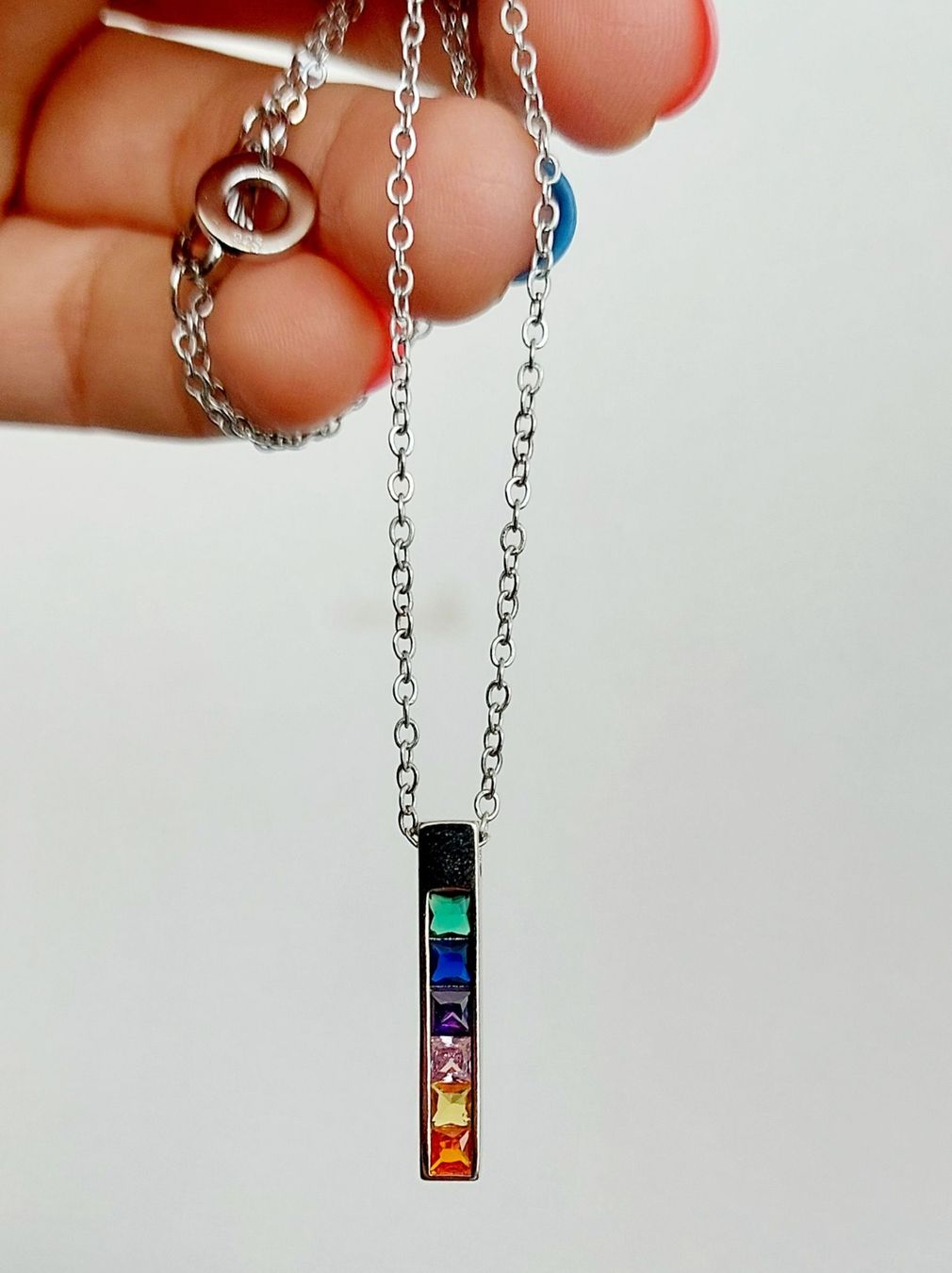 Ketten: 🌈  Halskette mit Anhänger – Neu (gemäss Beschreibung) aus Madetswil von triforuz 1
