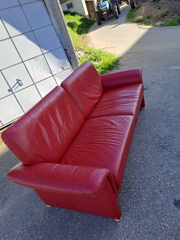 Divani: Ledersofa, gebraucht – Usato da Burgdorf venduto da turisas55 1