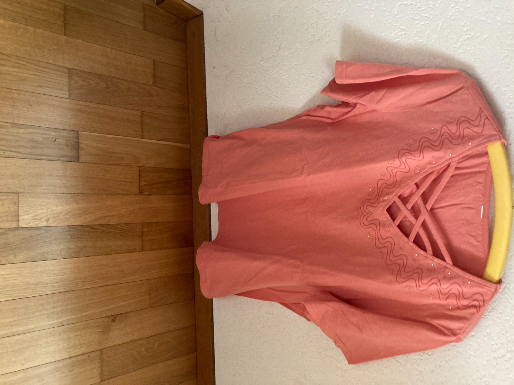 T-shirt: T Shirt – Usato da La Tanne venduto da hahela
