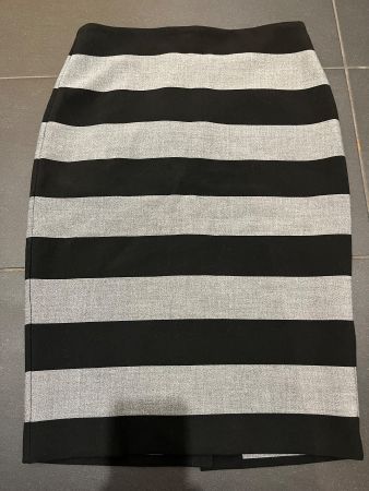Sale‼️New beautiful skirt  size S