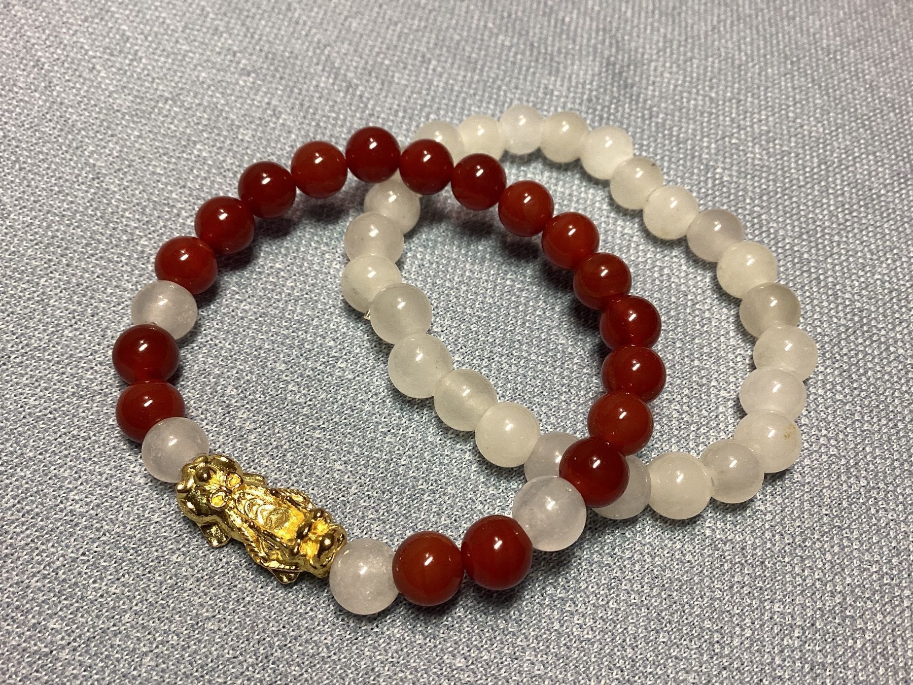 Bracciali & Braccialetti: Jade + Roter Achat Armbänder mit Glücksbringer Pixiu – Nuovo e nell'imballaggio originale da Laax venduto da kri_95f5 1