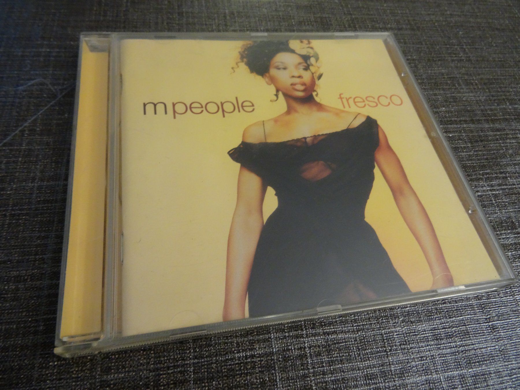 CD: M people - Fresco CD – Usato da Olten venduto da Disc-Ausverkauf