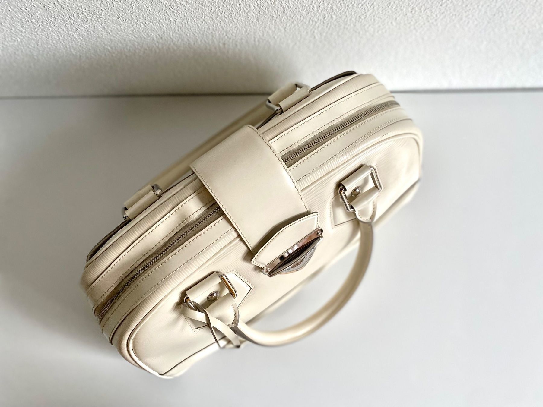 Louis Vuitton Borse da donna: Vuitton Leder Tasche beige – Usato da Männedorf venduto da Lunaflamenca 1